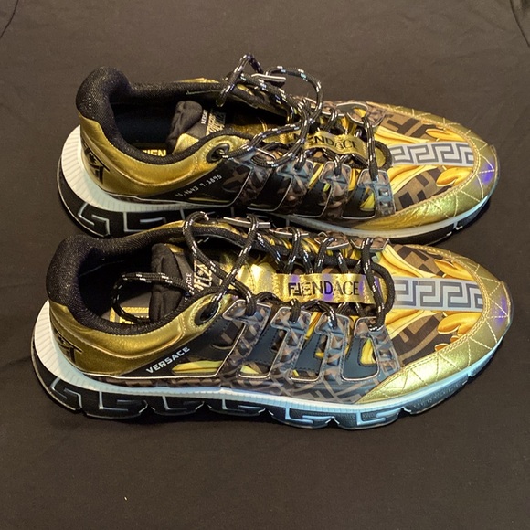 Versace Trigreca Gold - Picture 4 of 7